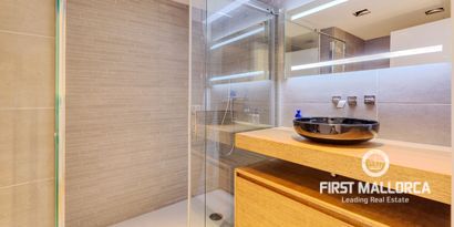 Real Estates picture 15 Ref. 77332