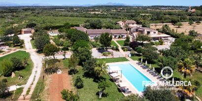 Real Estates picture 3 Ref. 77846