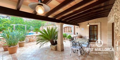 Inmobiliaria picture 0 Ref. Nº. R24393