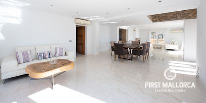 Real Estates picture 6 Ref. R24481