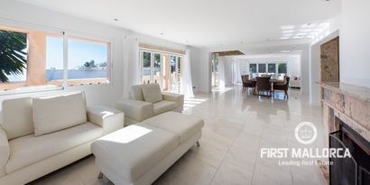 Real Estates picture 4 Ref. R24481