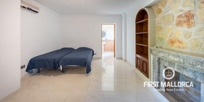 Real Estates picture 13 Ref. R24481