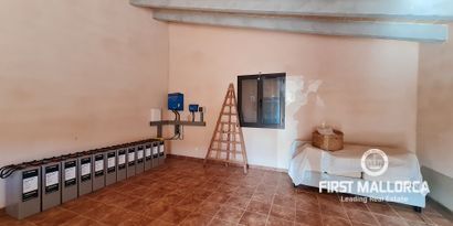 Real Estates picture 10 Ref. R24473