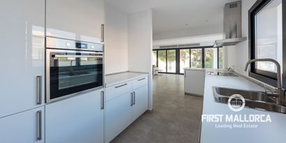 Real Estates picture 8 Ref. 78359