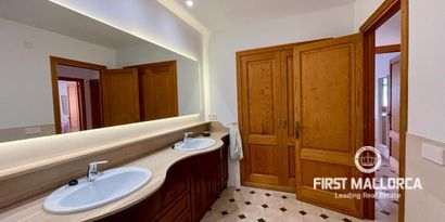 Real Estates picture 5 Ref. R24547