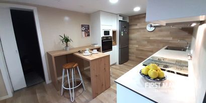 Real Estates picture 0 Ref. R24637