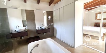 Real Estates picture 18 Ref. Nr. R24640