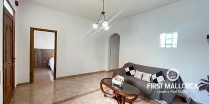 Real Estates picture 3 Ref. 78719