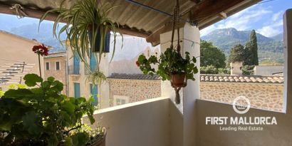 Inmobiliaria picture 0 Ref. Nº. 70907