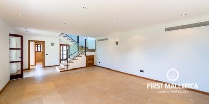 Real Estates picture 3 Ref. 71263