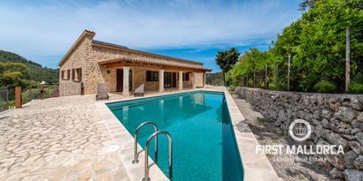 Real Estates picture 2 Ref. 71263