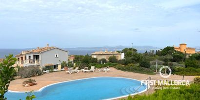 Inmobiliaria picture 0 Ref. Nº. R24352