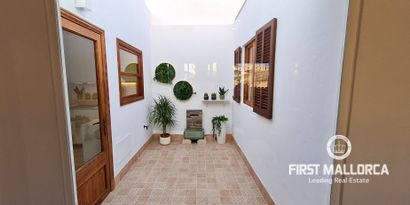 Real Estates picture 6 Ref. R16491