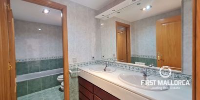 Real Estates picture 12 Ref. R23401