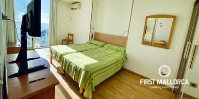 Real Estates picture 4 Ref. R24874