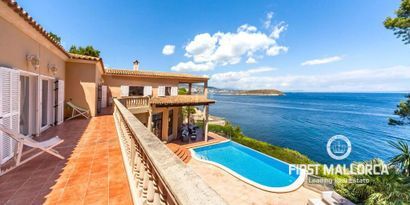 Real Estates picture 0 Ref. R24698