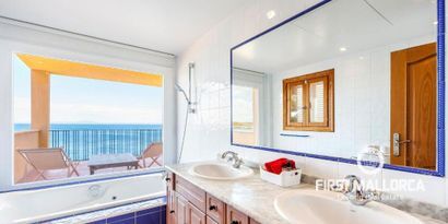 Real Estates picture 10 Ref. R24698