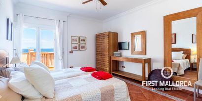 Real Estates picture 6 Ref. R24698