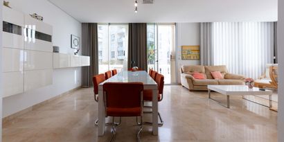 Real Estates picture 13 Ref. 72063