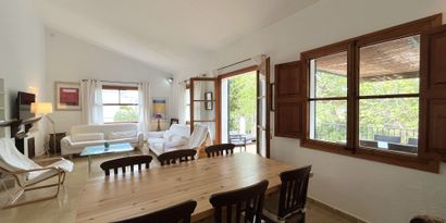 Real Estates picture 0 Ref. R24986