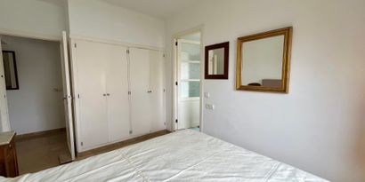 Real Estates picture 6 Ref. R24986