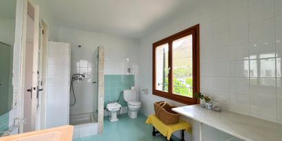 Real Estates picture 8 Ref. R24986