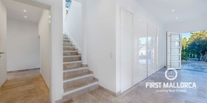 Inmobiliaria picture 7 Ref. Nº. R10373