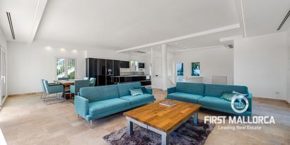 Inmobiliaria picture 2 Ref. Nº. R10373