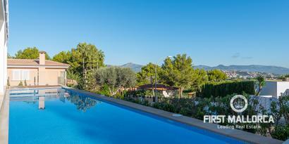 Inmobiliaria picture 9 Ref. Nº. R10373