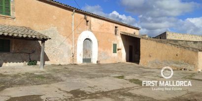 Real Estates picture 0 Ref. 76222