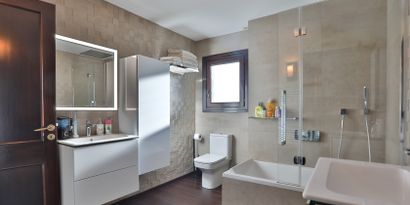 Inmobiliaria picture 18 Ref. Nº. 79168