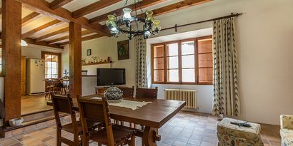 Real Estates picture 2 Ref. 79127