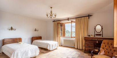 Real Estates picture 5 Ref. 79127