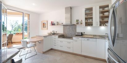 Inmobiliaria picture 5 Ref. Nº. R24687