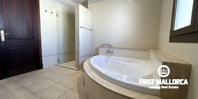 Real Estates picture 20 Ref. R25457