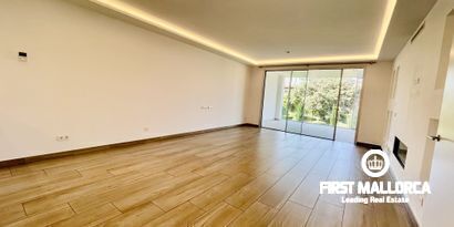 Real Estates picture 2 Ref. R25248