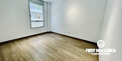 Real Estates picture 7 Ref. R25248