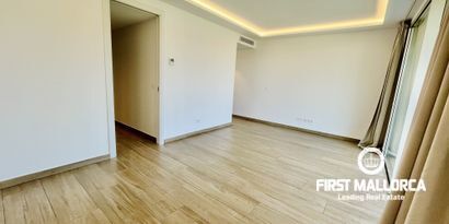 Real Estates picture 17 Ref. R25248