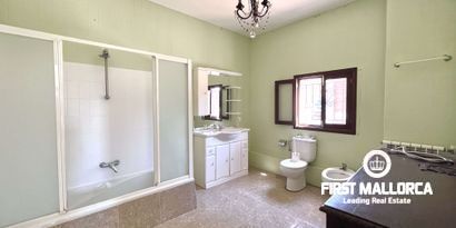 Real Estates picture 13 Ref. R25620