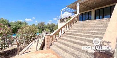 Real Estates picture 21 Ref. R25620