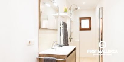 Real Estates picture 24 Ref. 79715