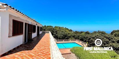 Inmobiliaria picture 0 Ref. Nº. 79701