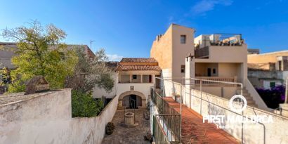 Inmobiliaria picture 2 Ref. Nº. 80322