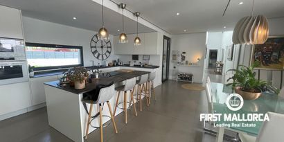 Inmobiliaria picture 10 Ref. Nº. 80714