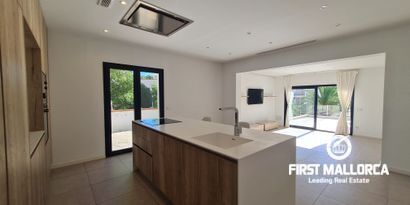 Real Estates picture 2 Ref. Nr. R12043