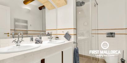 Inmobiliaria picture 27 Ref. Nº. R26661