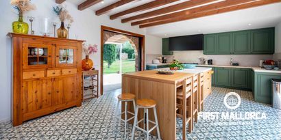 Real Estates picture 9 Ref. 80310