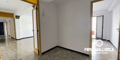 Real Estates picture 8 Ref. 80807