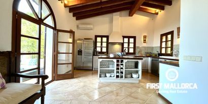 Inmobiliaria picture 8 Ref. Nº. R26750