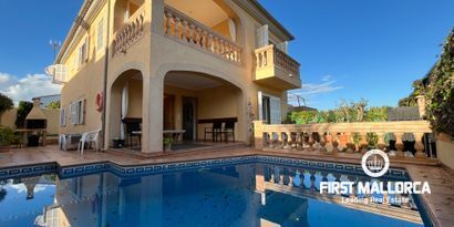 Inmobiliaria picture 0 Ref. Nº. 80852